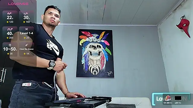 Snapshot of GendersonFit chatting on March 13, 2025, 2:01 pm GendersonFit online show from March 13, 2025, 2:01 pm