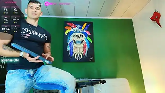 Snapshot of GendersonFit chatting on November 5, 2025, 9:29 pm GendersonFit online show from November 5, 2025, 9:29 pm