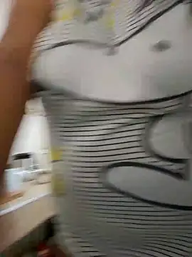 Snapshot of BiancaFollerach chatting on January 18, 2026, 5:38 pm BiancaFollerach online show from January 18, 2026, 5:38 pm