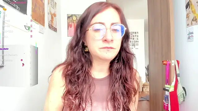 Snapshot of linda_giggle chatting on May 14, 2026, 2:36 pm linda giggle online show from May 14, 2026, 2:36 pm