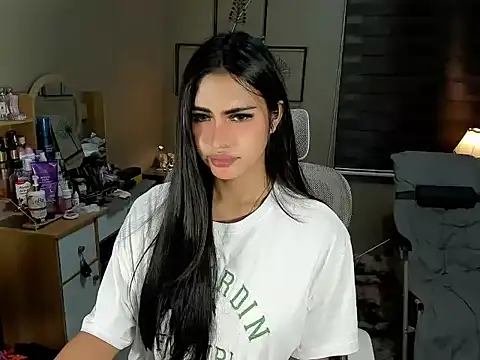 EternityBanks online show from April 1, 2026, 2:25 pm