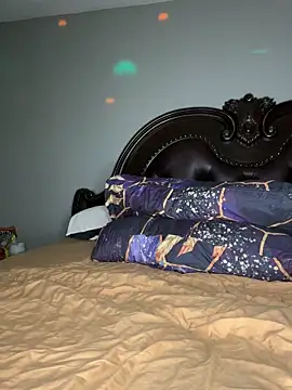 Snapshot of ThickAssRena chatting on October 15, 2025, 4:33 am ThickAssRena online show from October 15, 2025, 4:33 am