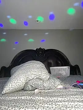 Snapshot of ThickAssRena chatting on October 2, 2025, 5:27 pm ThickAssRena online show from October 2, 2025, 5:27 pm