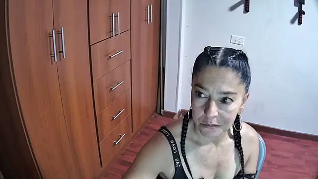 Snapshot of Anitta_muscle chatting on September 9, 2025, 9:46 pm Anitta muscle online show from September 9, 2025, 9:46 pm