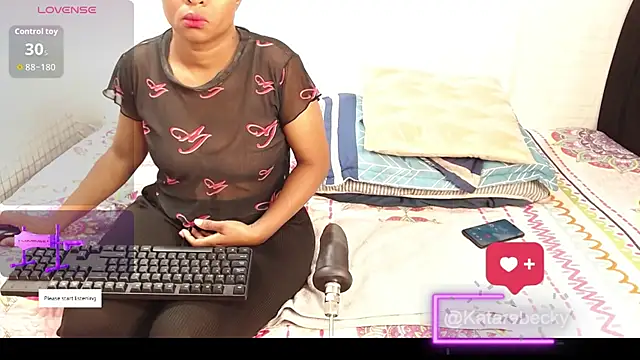 Snapshot of Kattara_Becky_ chatting on October 18, 2025, 4:14 am Kattara Becky online show from October 18, 2025, 4:14 am