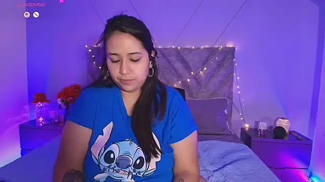 emmajohnss online show from March 23, 2025, 8:04 am