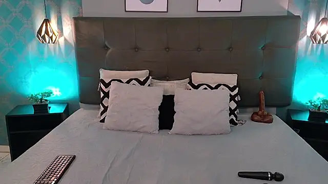 Snapshot of Madisonsmiith chatting on September 26, 2025, 9:32 pm Madisonsmiith online show from September 26, 2025, 9:32 pm