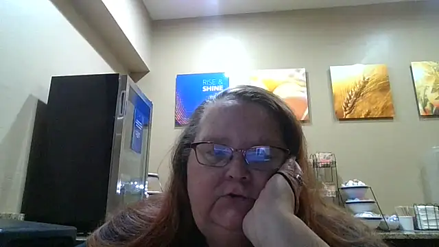 Snapshot of Hornybbw1978 chatting on October 22, 2025, 7:19 am Hornybbw1978 online show from October 22, 2025, 7:19 am