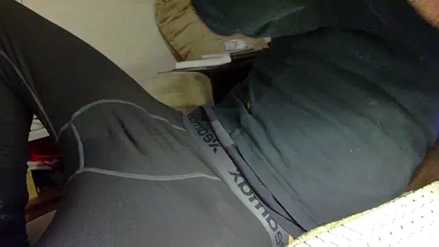 Snapshot of mike30nbg chatting on November 7, 2025, 9:52 pm mike30nbg online show from November 7, 2025, 9:52 pm