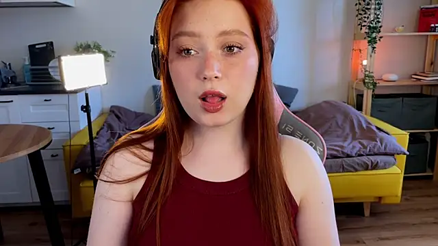 Sofy Benson online show from May 14, 2026, 1:52 pm