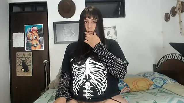 cosmicwind online show from November 25, 2025, 10:54 pm