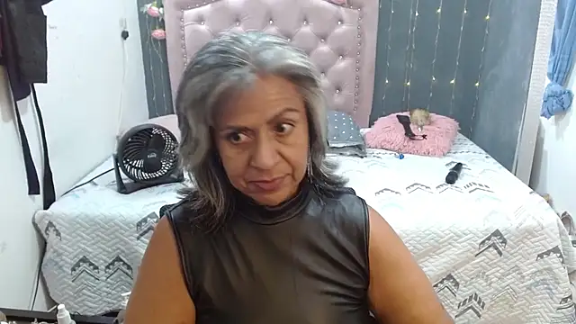 lalisha 96 online show from November 15, 2025, 12:25 am