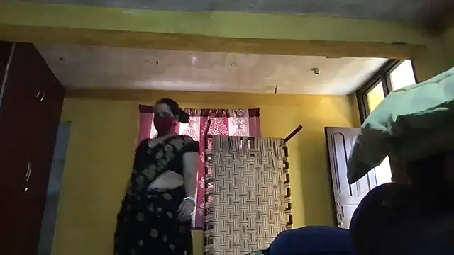 Riyasingh9 online show from April 18, 2026, 4:15 am