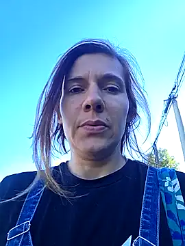 Snapshot of Lina_lou4 chatting on October 11, 2025, 1:01 pm Lina lou4 online show from October 11, 2025, 1:01 pm
