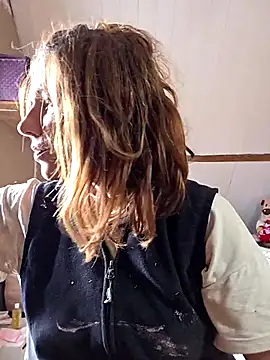 Snapshot of Lina_lou4 chatting on October 22, 2025, 10:04 am Lina lou4 online show from October 22, 2025, 10:04 am