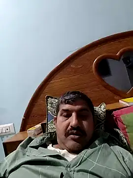 Amandev7 online show from March 22, 2026, 9:11 am