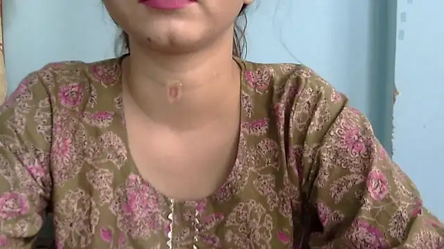 Snapshot of lovelydesi21 chatting on September 22, 2025, 7:58 am lovelydesi21 online show from September 22, 2025, 7:58 am