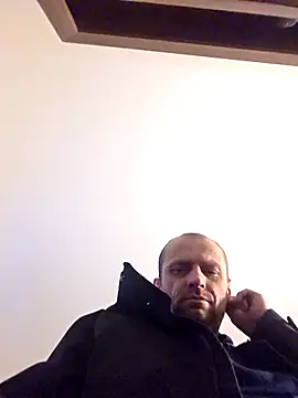 Snapshot of Roman0798 chatting on December 17, 2025, 2:44 pm Roman0798 online show from December 17, 2025, 2:44 pm