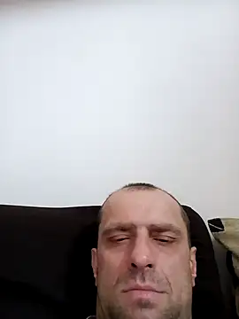 Snapshot of Roman0798 chatting on December 17, 2024, 1:05 pm Roman0798 online show from December 17, 2024, 1:05 pm