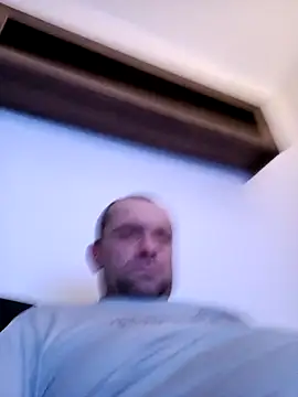 Snapshot of Roman0798 chatting on December 20, 2024, 5:57 am Roman0798 online show from December 20, 2024, 5:57 am