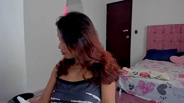 Snapshot of cora_22 chatting on July 11, 2026, 4:18 pm cora 22 online show from July 11, 2026, 4:18 pm