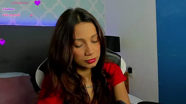 Snapshot of cora_22 chatting on September 11, 2025, 12:49 pm cora 22 online show from September 11, 2025, 12:49 pm