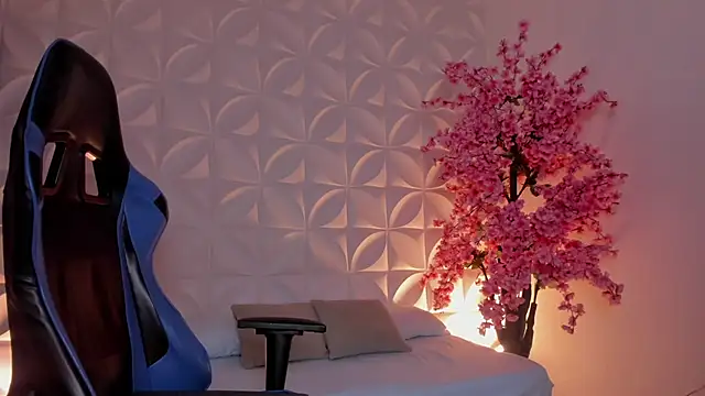 Snapshot of cora_22 chatting on March 2, 2026, 12:56 pm cora 22 online show from March 2, 2026, 12:56 pm