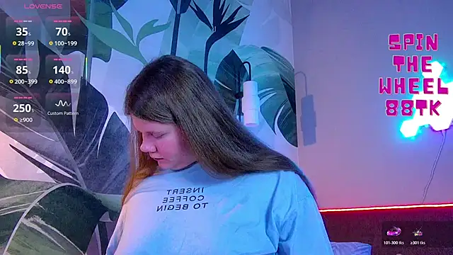 RubyValen online show from November 22, 2025, 1:48 am