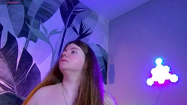 RubyValen online show from September 16, 2025, 1:06 am