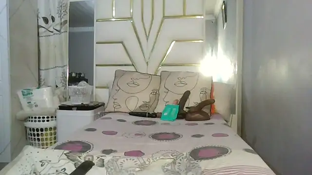 SexyyNana online show from February 8, 2026, 12:19 am