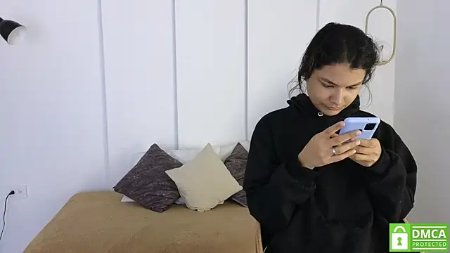 Snapshot of sexychanell_18 chatting on October 2, 2025, 12:52 pm sexychanell 18 online show from October 2, 2025, 12:52 pm