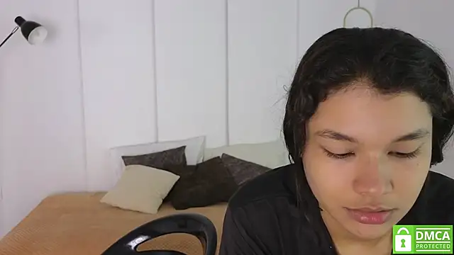 Snapshot of sexychanell_18 chatting on October 23, 2025, 1:21 pm sexychanell 18 online show from October 23, 2025, 1:21 pm