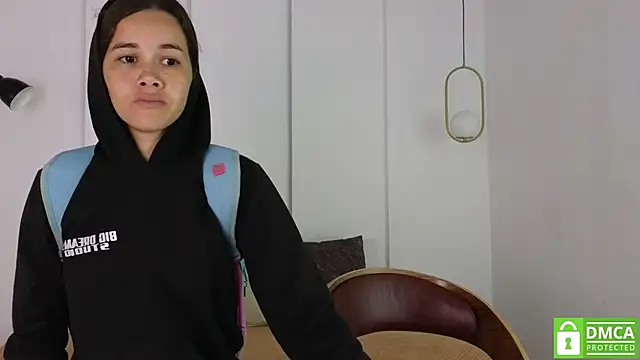 Snapshot of sexychanell_18 chatting on October 20, 2025, 1:11 pm sexychanell 18 online show from October 20, 2025, 1:11 pm