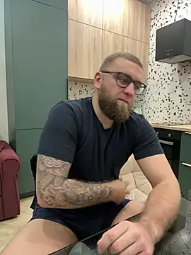 Bear bear  online show from February 27, 2025, 8:09 pm