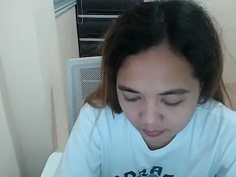 Snapshot of xTheLastVIRGINx chatting on February 21, 2026, 2:08 pm xTheLastVIRGINx online show from February 21, 2026, 2:08 pm