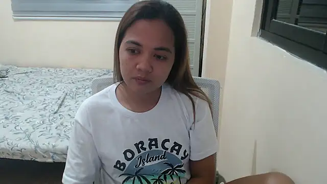 xTheLastVIRGINx online show from October 18, 2025, 2:52 pm