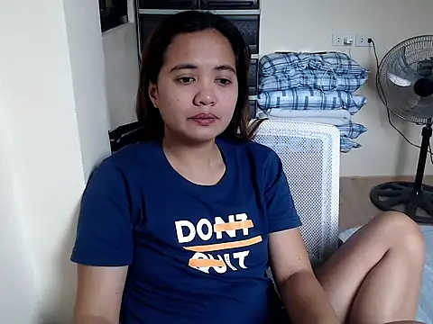 Snapshot of xTheLastVIRGINx chatting on February 14, 2026, 4:56 am xTheLastVIRGINx online show from February 14, 2026, 4:56 am