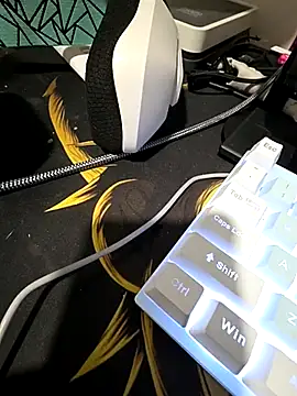 Snapshot of Emmy_Ruiz chatting on November 28, 2025, 2:12 am Emmy Ruiz online show from November 28, 2025, 2:12 am