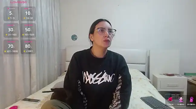 Snapshot of Freyja_soh chatting on February 20, 2025, 9:42 pm Freyja soh online show from February 20, 2025, 9:42 pm