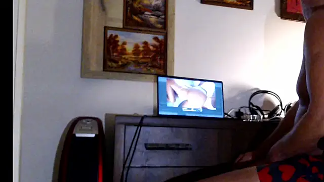 0anal21 online show from October 30, 2025, 4:04 pm