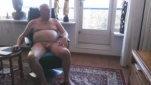 Snapshot of Exhib070 chatting on March 2, 2026, 3:08 pm Exhib070 online show from March 2, 2026, 3:08 pm