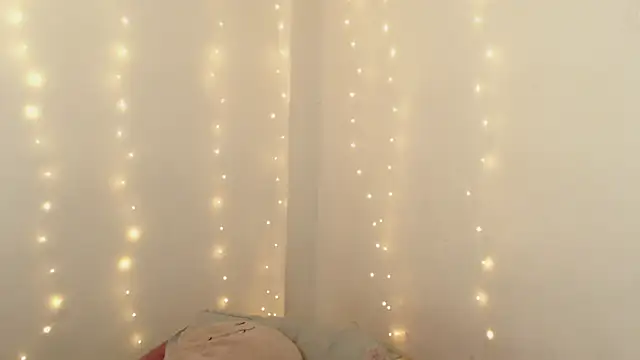 SweetSofty online show from March 8, 2026, 4:21 pm