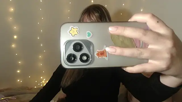 Snapshot of SweetSofty chatting on February 23, 2026, 10:10 pm SweetSofty online show from February 23, 2026, 10:10 pm