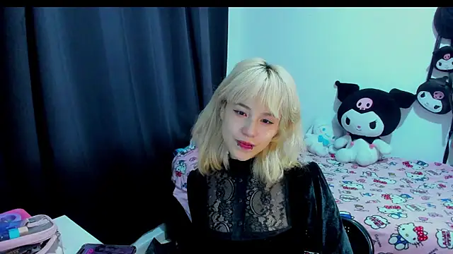 Snapshot of Akane-Mou chatting on January 17, 2026, 2:37 am Akane-Mou online show from January 17, 2026, 2:37 am