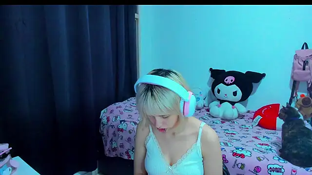 Snapshot of Akane-Mou chatting on February 14, 2026, 3:40 am Akane-Mou online show from February 14, 2026, 3:40 am