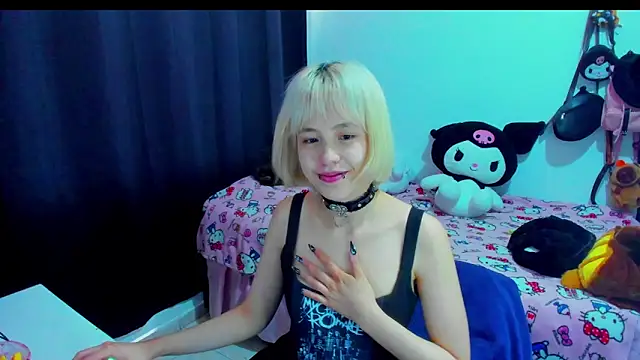 Snapshot of Akane-Mou chatting on February 4, 2026, 4:35 pm Akane-Mou online show from February 4, 2026, 4:35 pm