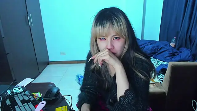 Akane-Mou online show from January 10, 2025, 10:50 am