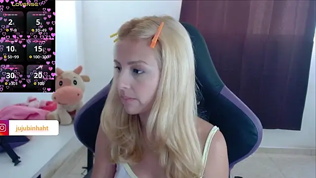 Snapshot of jujubinhahot chatting on March 21, 2025, 10:50 am jujubinhahot online show from March 21, 2025, 10:50 am