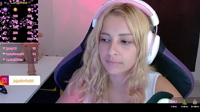 Snapshot of jujubinhahot chatting on March 9, 2025, 3:43 am jujubinhahot online show from March 9, 2025, 3:43 am