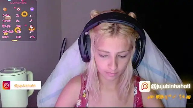 Snapshot of jujubinhahot chatting on September 24, 2025, 4:19 am jujubinhahot online show from September 24, 2025, 4:19 am